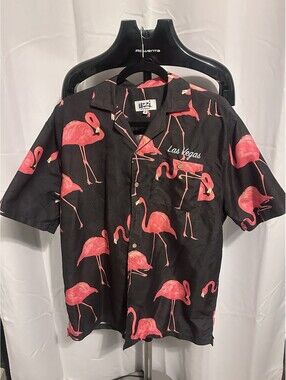 Uzzi Medium Amphibious Gear Hawaiian Aloha Shirt Pink Flamingos Black Floral VTG